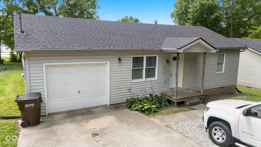 366 E Vienna High Street, Scottsburg, IN 47170 - #3