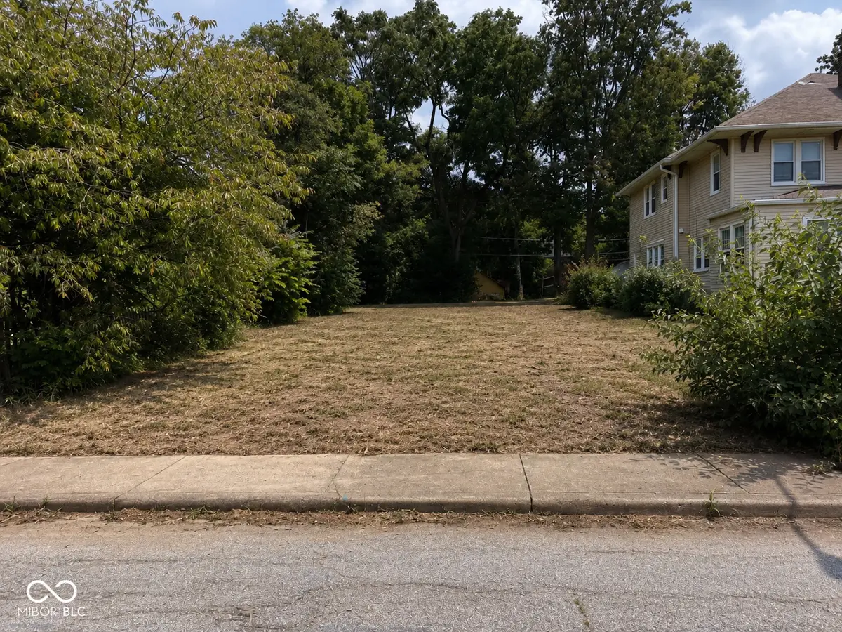 3349 Carrollton, Indianapolis, IN 46205 - #1