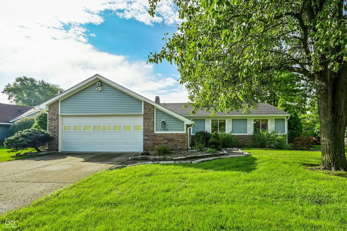 7505 Blue Creek South Drive, Indianapolis, IN 46256 - #1