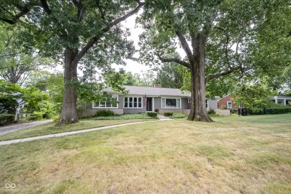 8575 N Pennsylvania Street, Indianapolis, IN 46240