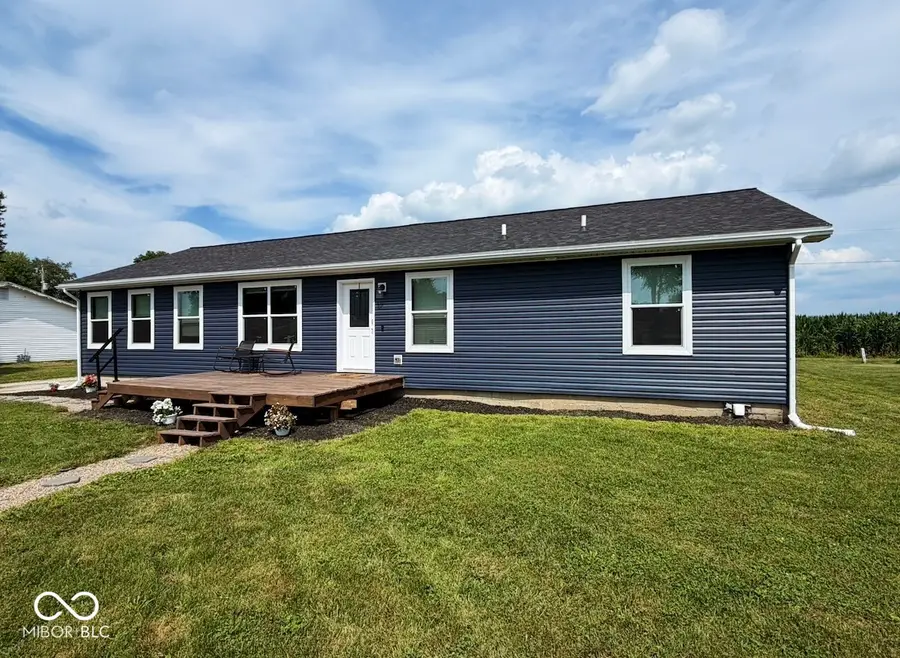 703 S Kerkhoff Avenue, Otterbein, IN 47970 - #2