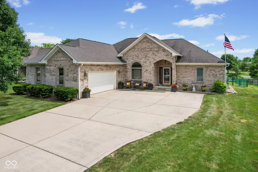 4949 W Cedar Creek Drive, New Palestine, IN 46163 - #3