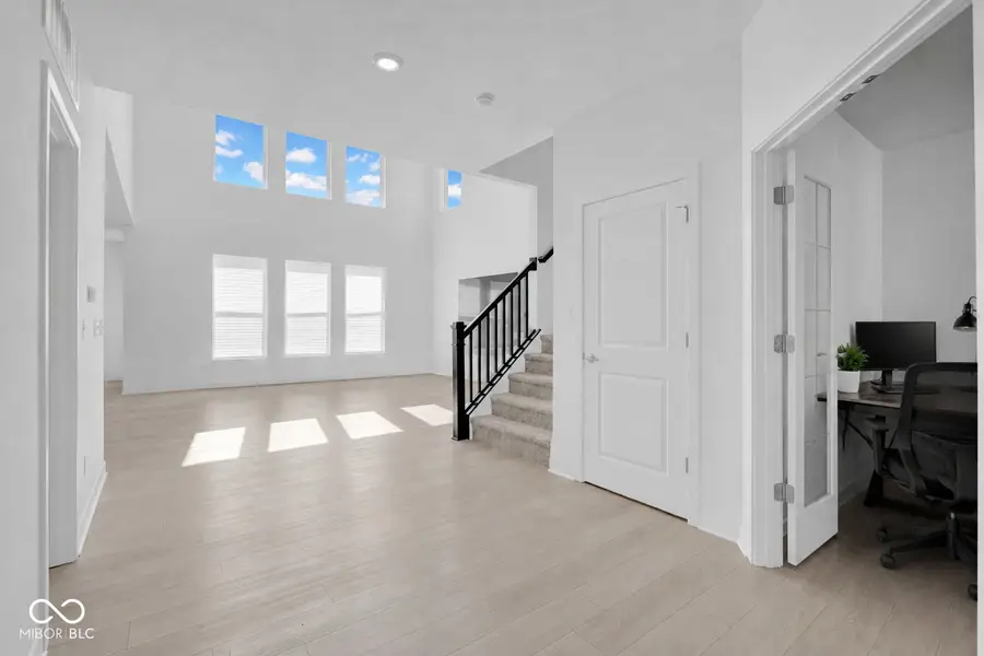 2731 Victory Drive, Columbus, IN 47203 - #2