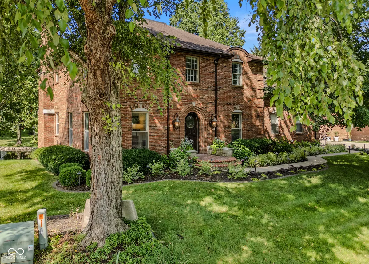 4695 Stonebridge Court, Columbus, IN 47201 - #1