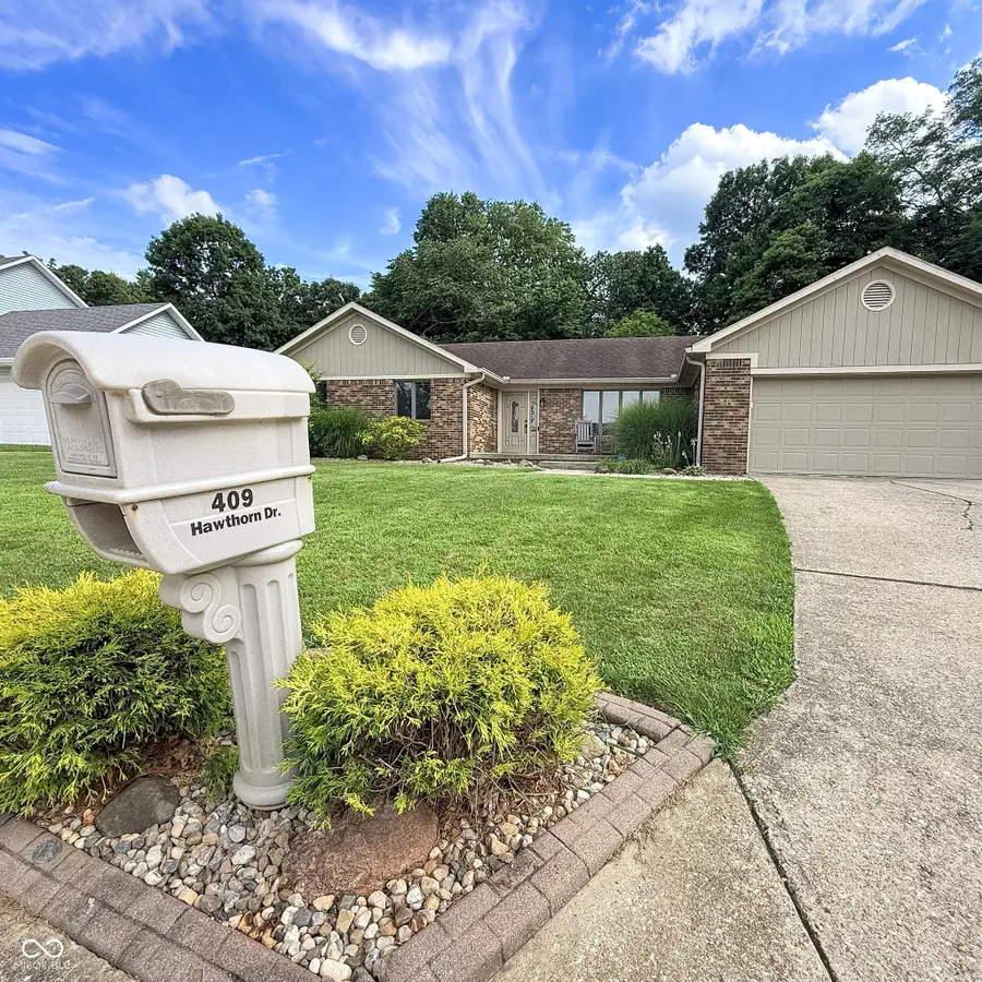 409 Hawthorn Drive, Crawfordsville, IN 47933 - #3