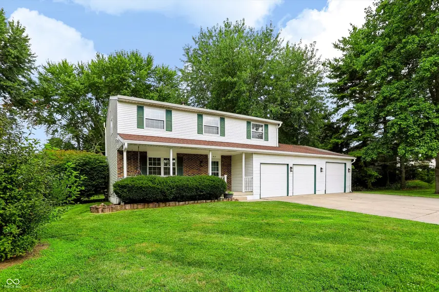 415 Meadowview Lane, Greenwood, IN 46142 - #2