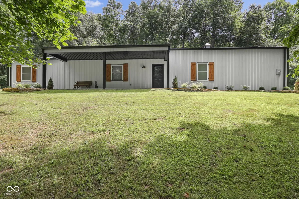 5540 E Washboard Road, Bloomfield, IN 47424 - #1