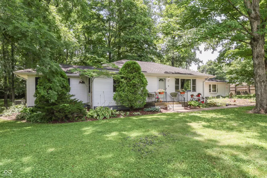 5621 W Smokey Row Road W, Greenwood, IN 46143 - #3