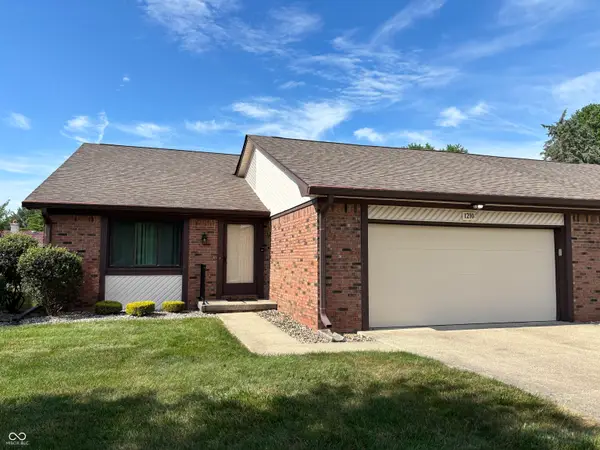 1210 Ruby Drive #E-1, Shelbyville, IN 46176