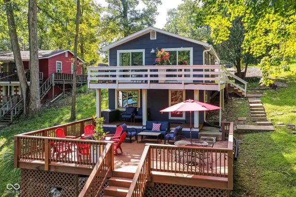 8049 Catalpa Drive, Nineveh, IN 46164