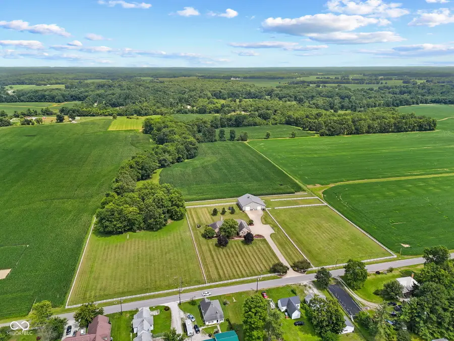 8534 N Murphy Road, Brazil, IN 47834 - #2