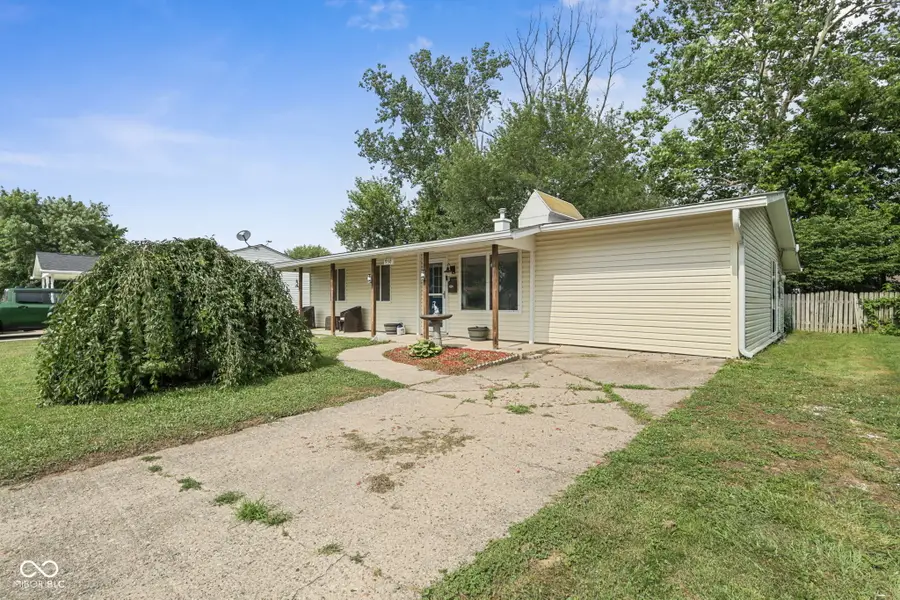 950 Edgewood Drive, Mooresville, IN 46158 - #2