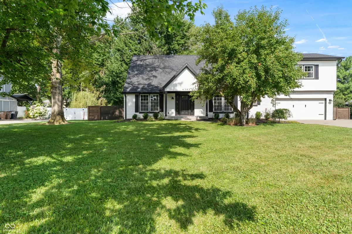 4382 River Road, Columbus, IN 47203 - #1