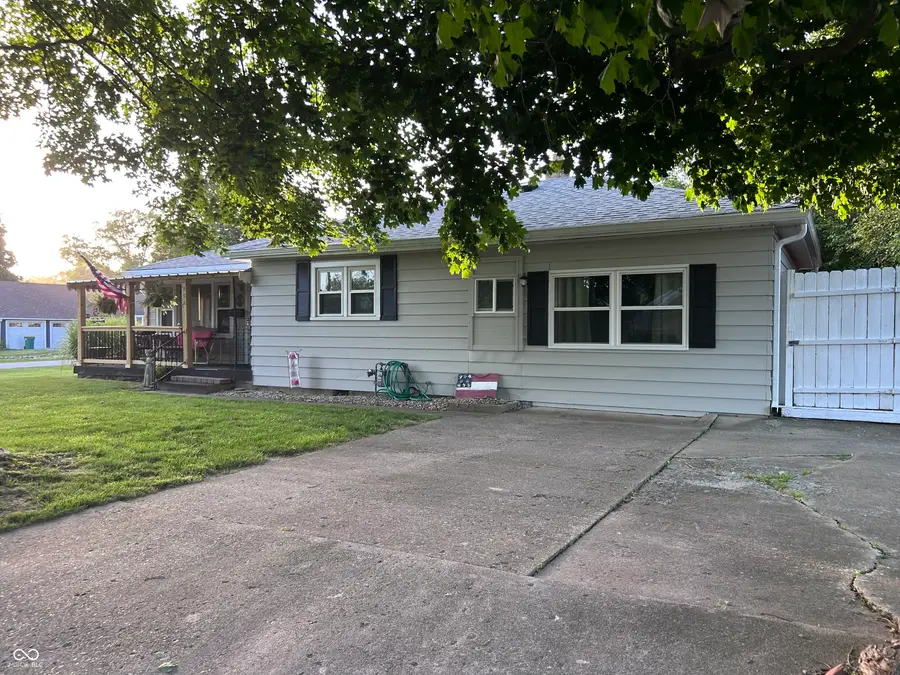 906 Harlan Street, Plainfield, IN 46168 - #2
