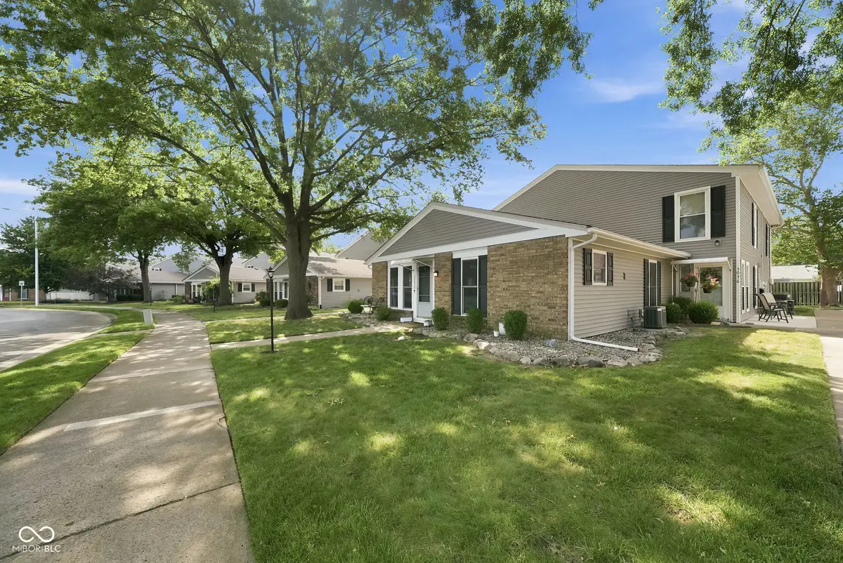 5038 Woodmark Drive, Fort Wayne, IN 46815 - #1