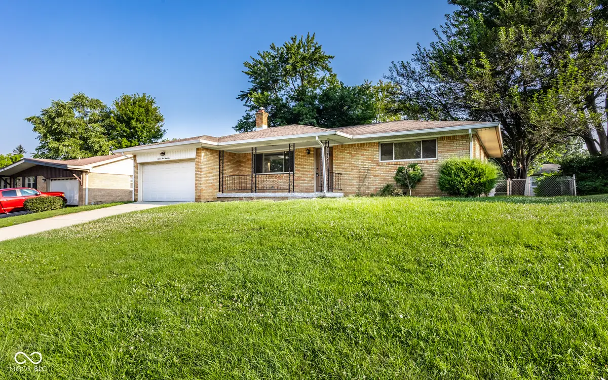 2426 Lawrence Avenue, Indianapolis, IN 46227 - #1