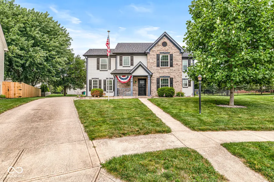 69 Carriage Lake Drive, Brownsburg, IN 46112 - #2