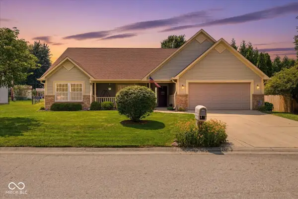 2307 Eagle Brook Drive, Shelbyville, IN 46176