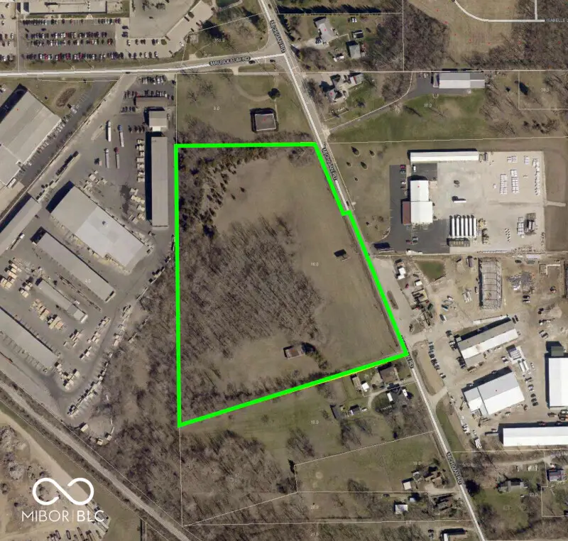 1305 N Michigan Road, Shelbyville, IN 46176 - #2