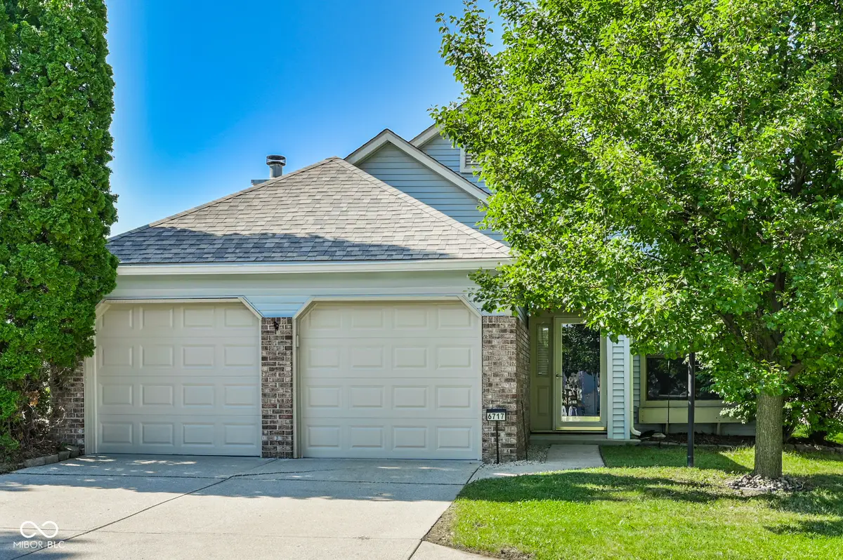 6717 Huntsmen Court, Indianapolis, IN 46250 - #1
