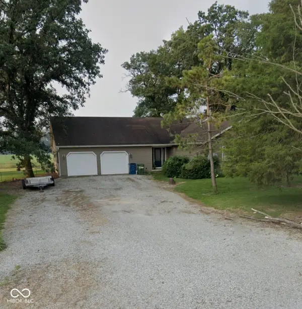 2531 E 300 N, Windfall, IN 46076