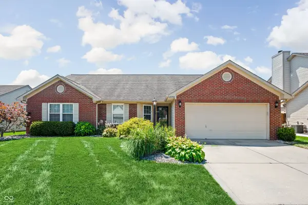 12992 Dellinger Drive, Fishers, IN 46038