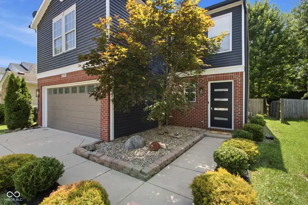 1748 Feather Reed Lane, Greenwood, IN 46143