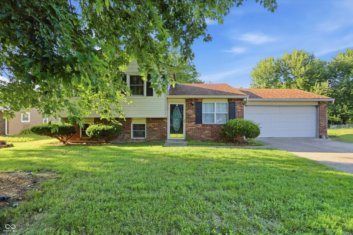 812 Moss Oak Court, Indianapolis, IN 46217 - #1