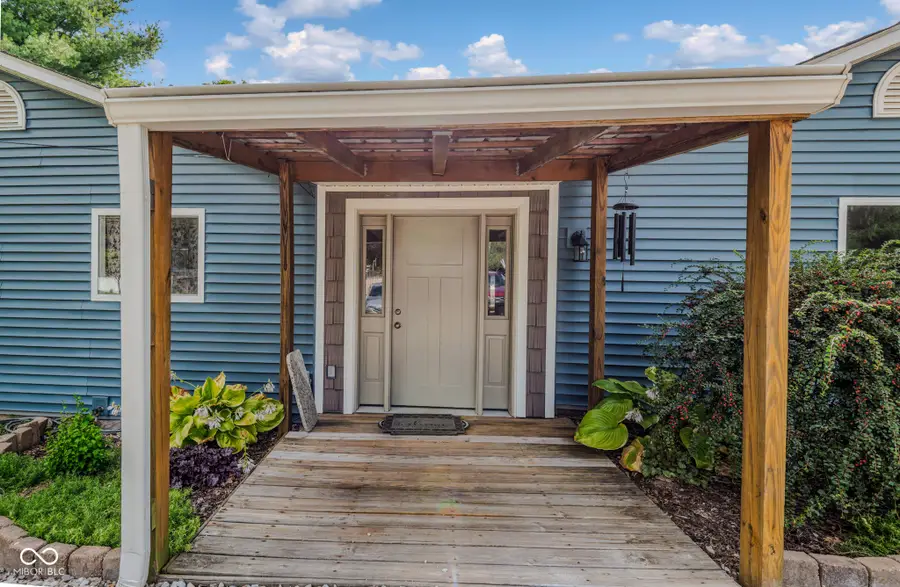 2094 Shady, Columbus, IN 47201 - #3