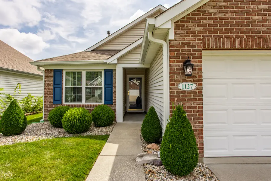 1127 Lincoln Park West Drive, Greenwood, IN 46142 - #3