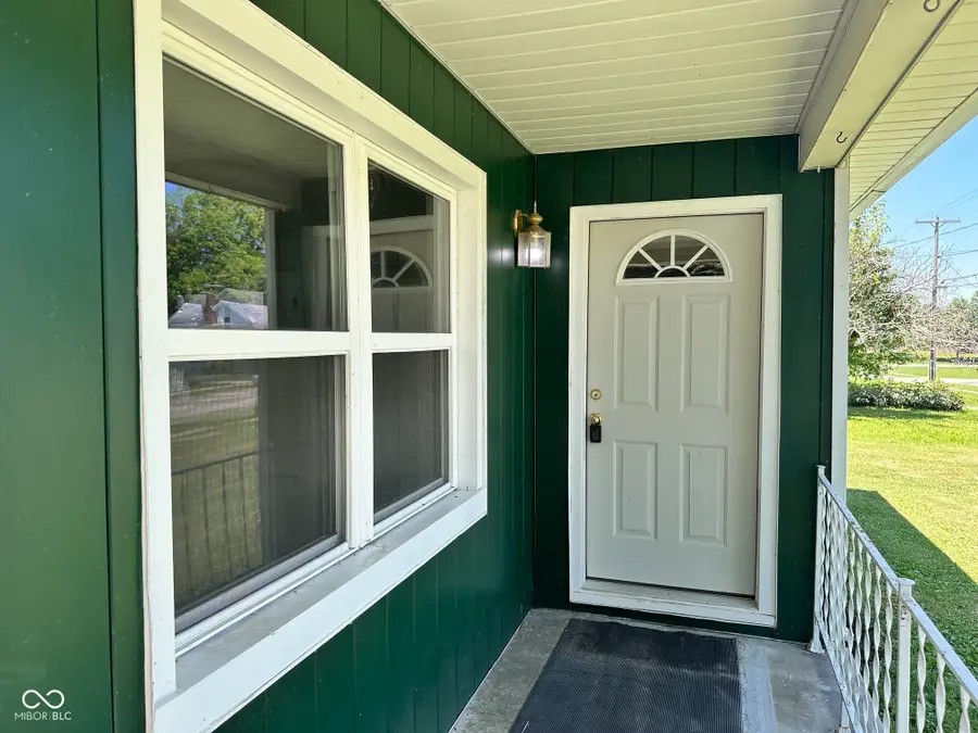 615 E Taylor Street, Ladoga, IN 47954 - #3
