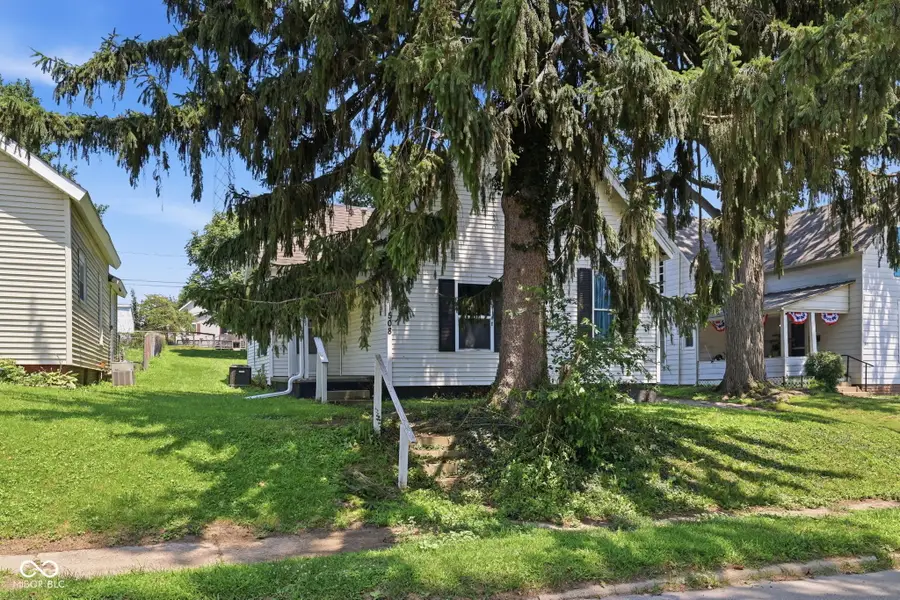 508 Tuttle Avenue, Crawfordsville, IN 47933 - #3