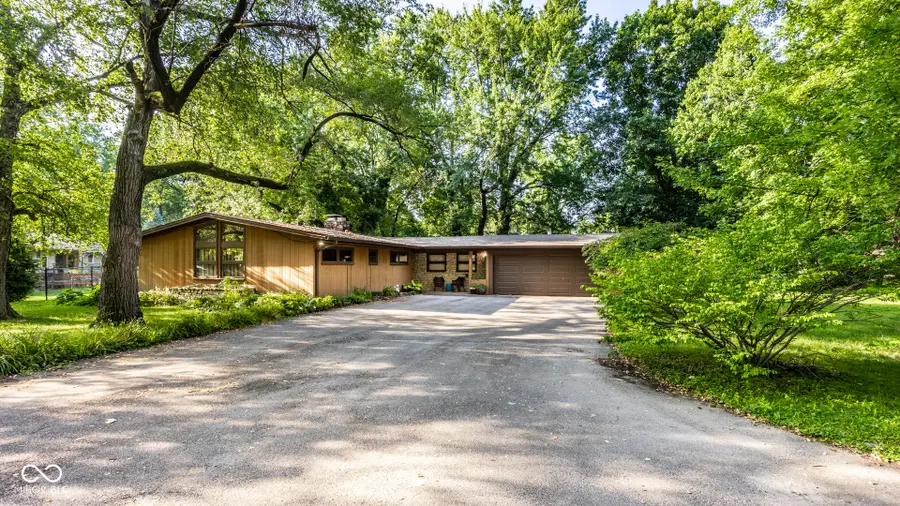 885 E 83rd Street, Indianapolis, IN 46240 - #2