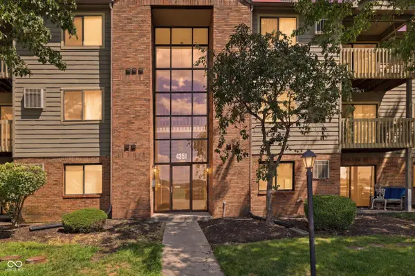 4351 Village Parkway Circle W #12, Indianapolis, IN 46254