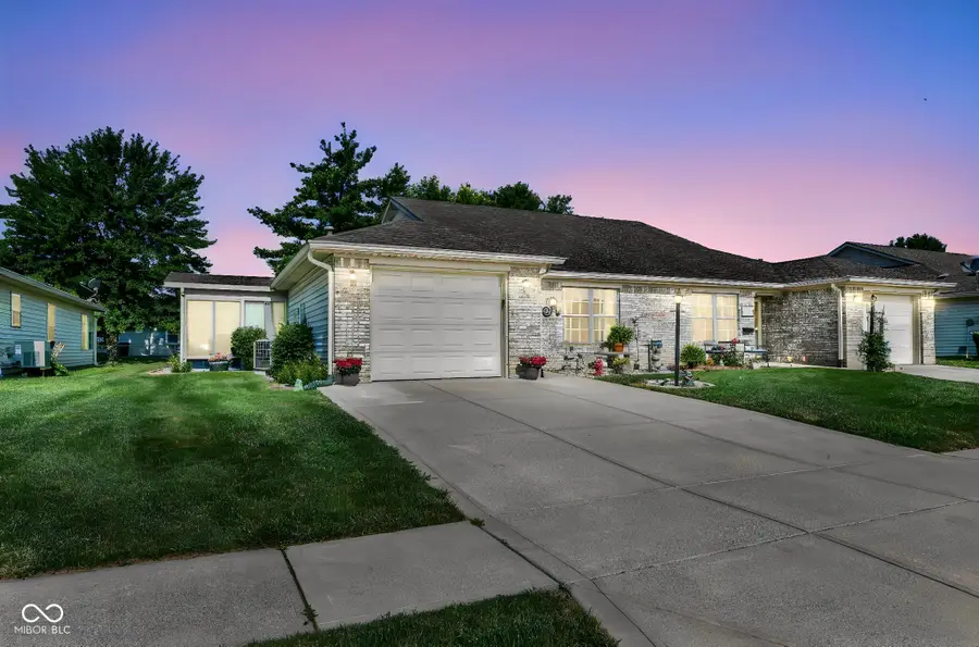 2038 Flamingo Way, Franklin, IN 46131 - #3