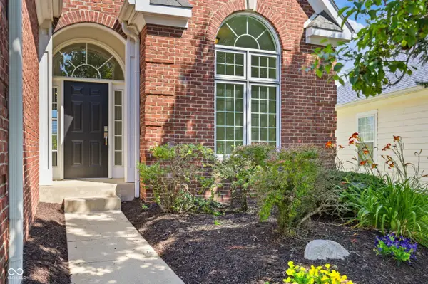 9012 Crystal Lake Drive, Indianapolis, IN 46240