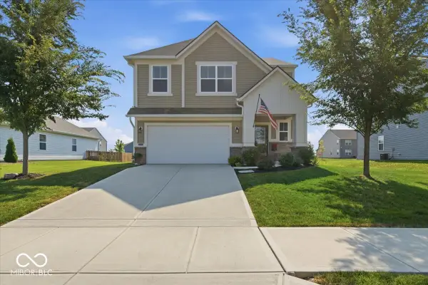 2503 Dixon Creek Drive, Whitestown, IN 46075