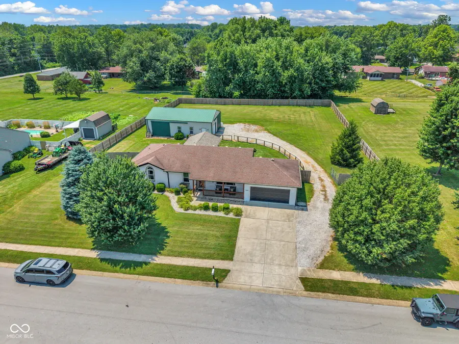 8918 Watkins Lane, Clayton, IN 46118 - #2