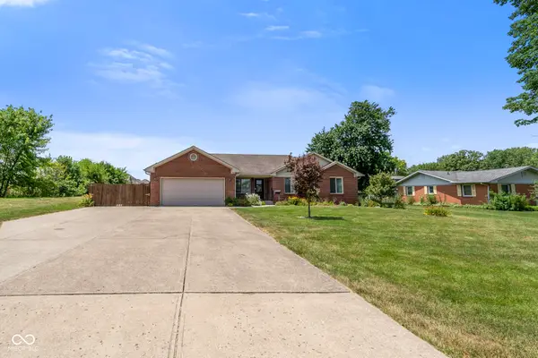 124 N County Rd 300 E, Danville, IN 46122
