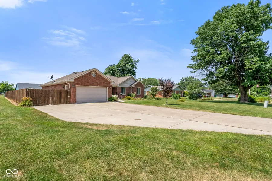 124 N County Rd 300 E, Danville, IN 46122 - #3