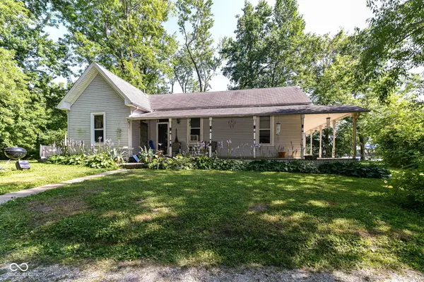 13182 Cyntheanne Road, Fishers, IN 46037