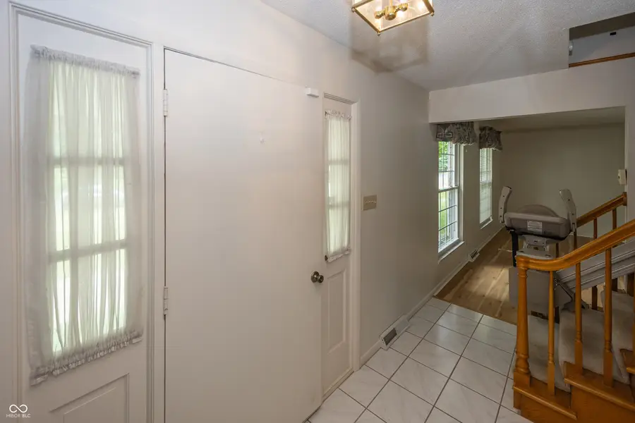 5521 N Sugar Hills Drive, Greenfield, IN 46140 - #3