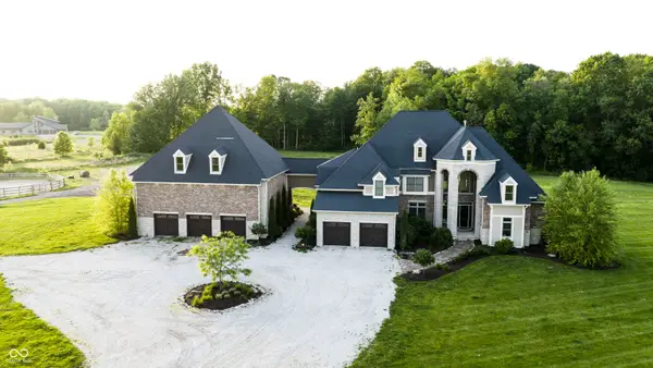 910 S 800 E, Zionsville, IN 46077