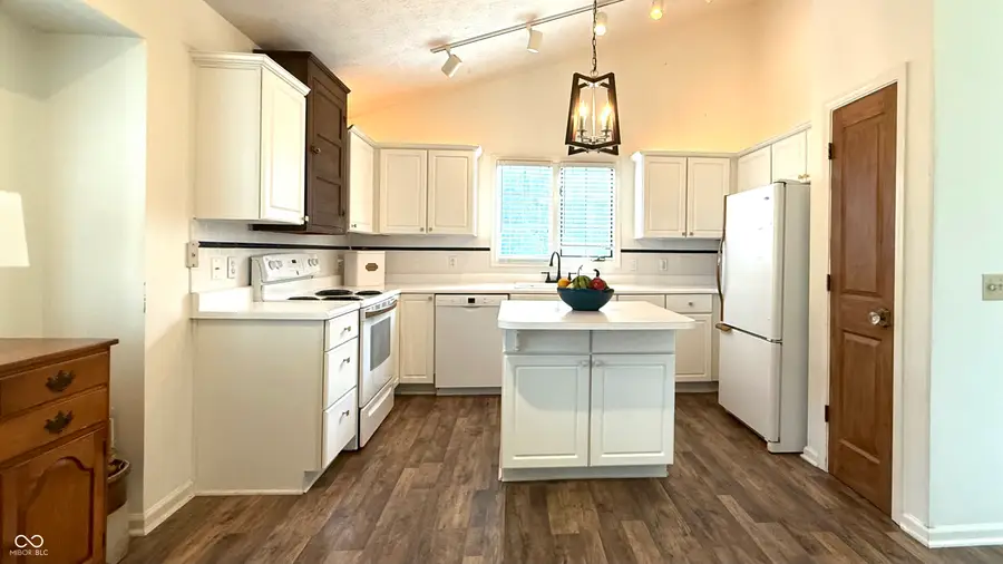 5258 Ashbrook Drive, Noblesville, IN 46062 - #3