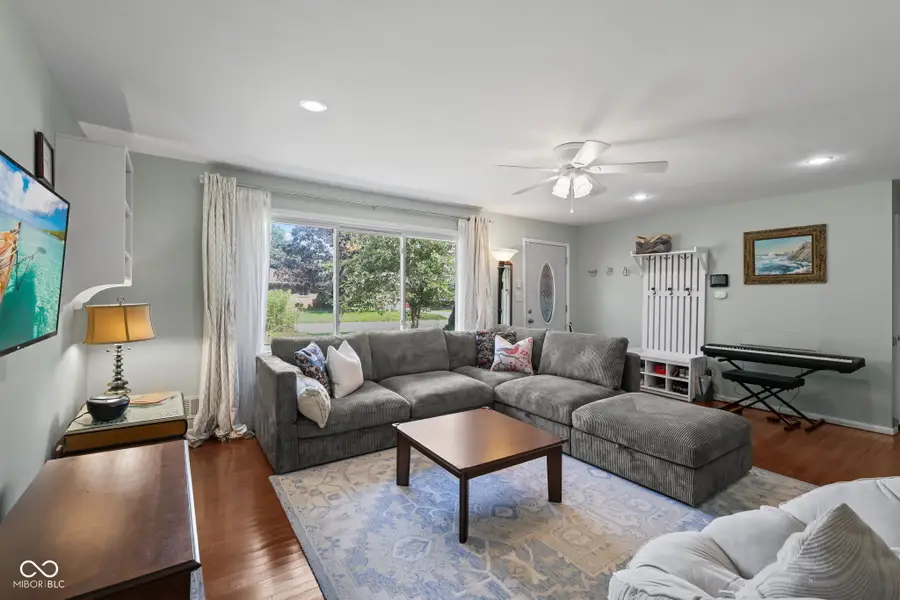 518 Kentucky Avenue, Plainfield, IN 46168 - #3