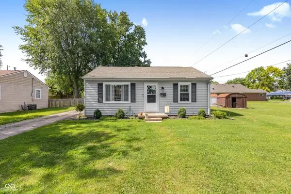 156 E Carlisle Street, Mooresville, IN 46158