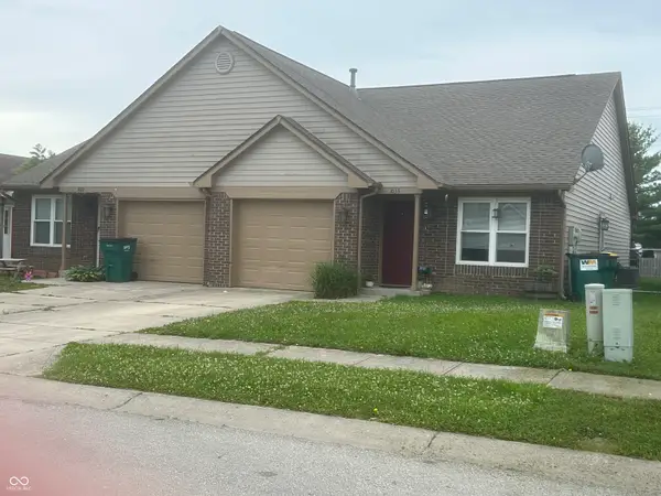 1029/1033 Wild Ivy Trail, Franklin, IN 46131