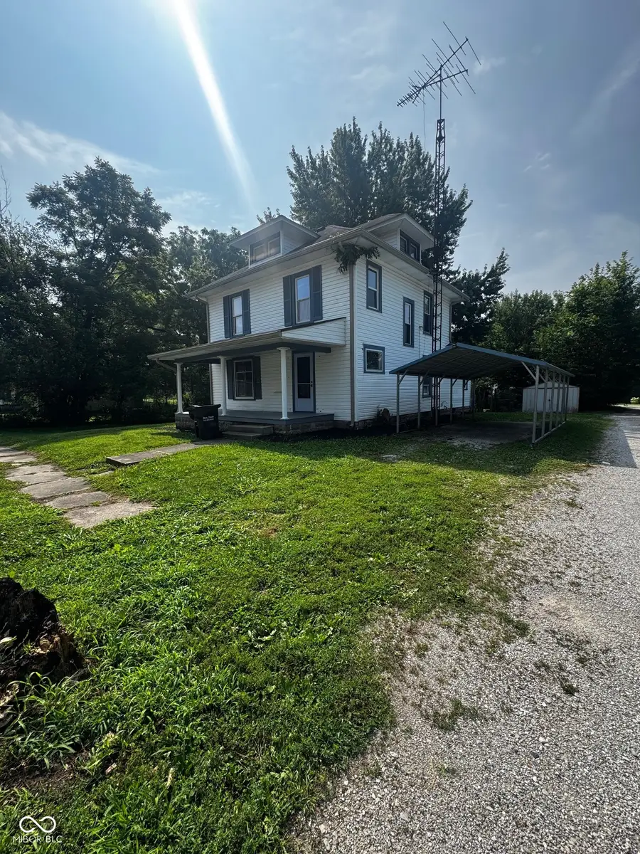 501 E Howard Street, Waveland, IN 47989 - #2