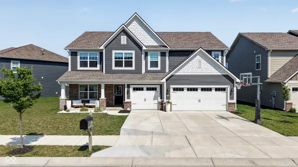 15948 Black Willow Lane, Fishers, IN 46040