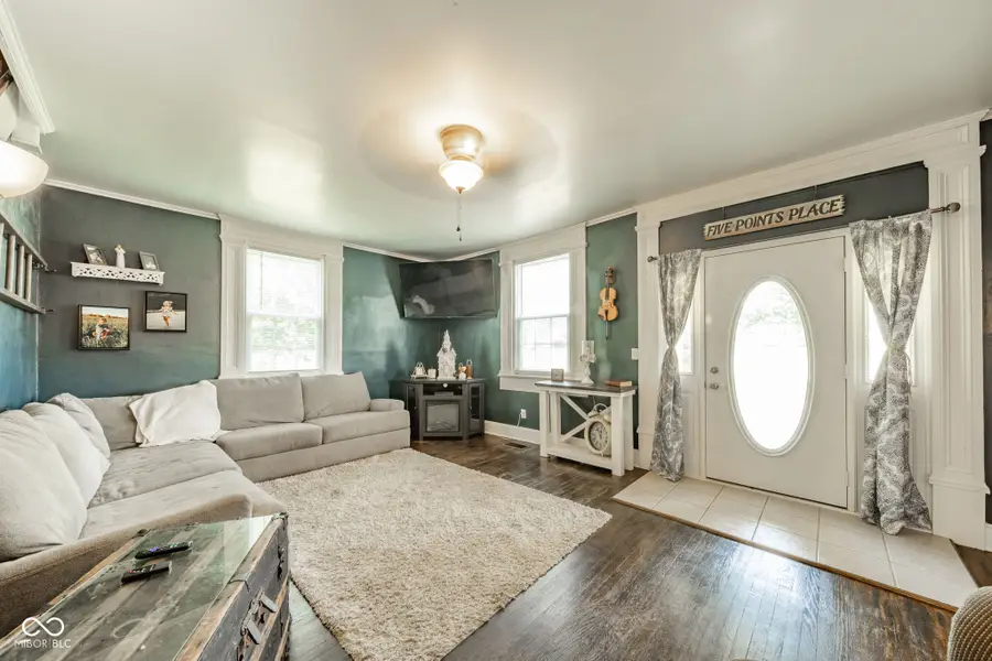 5943 N Wilbur Wright Road, Mooreland, IN 47360 - #3